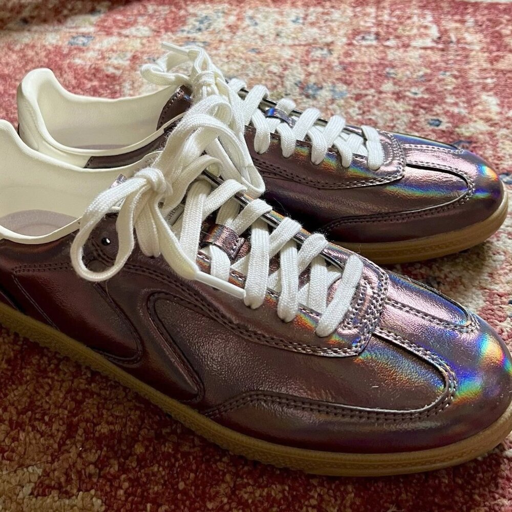 sketchers hot shot metallic lace-up sneakers